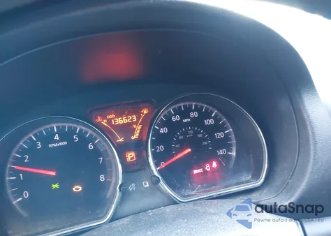 2015 Nissan Versa Note S Plus z USA, uszkodzony, nr VIN 3N1CE2CP1FL351582